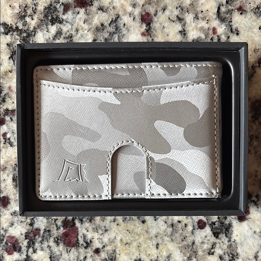 Kings Loot RFID wallet with money clip
